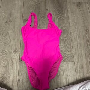 Good American Swimsuit